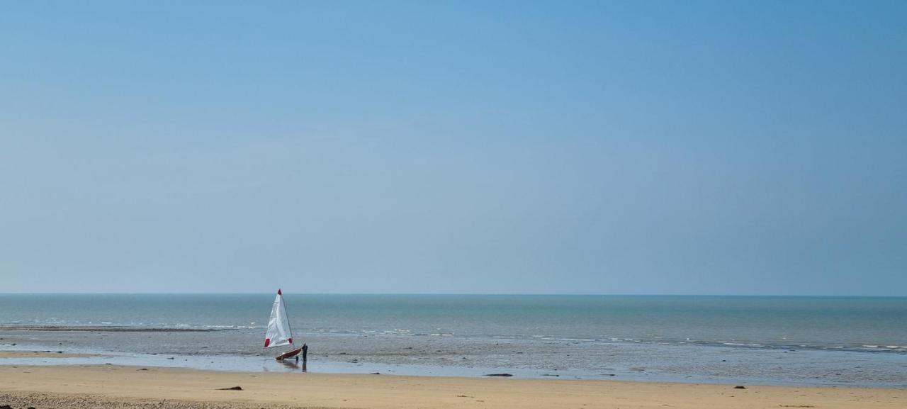 Maison De Vacances Bord De Mer Normandie Plage Du Debarquement Proche Caen Bernieres-sur-Mer Екстер'єр фото